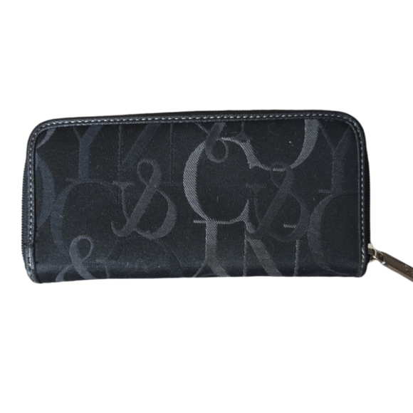 New York & Company black monogrammed wallet - Picture 3 of 7